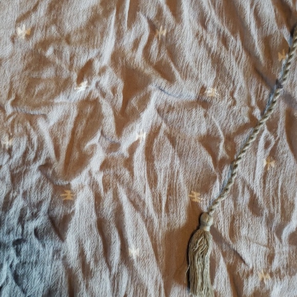 Aerie top - Picture 2 of 2